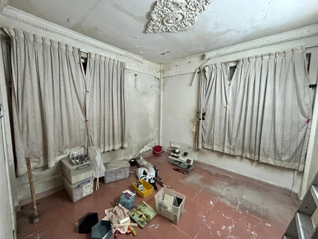 Unpainted lounge area under renovation